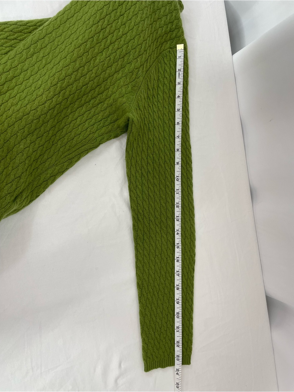 Talbots 100% Cashmere Cable Knit Turtleneck Sweater Green Medium Soft Luxury - Picture 10 of 11